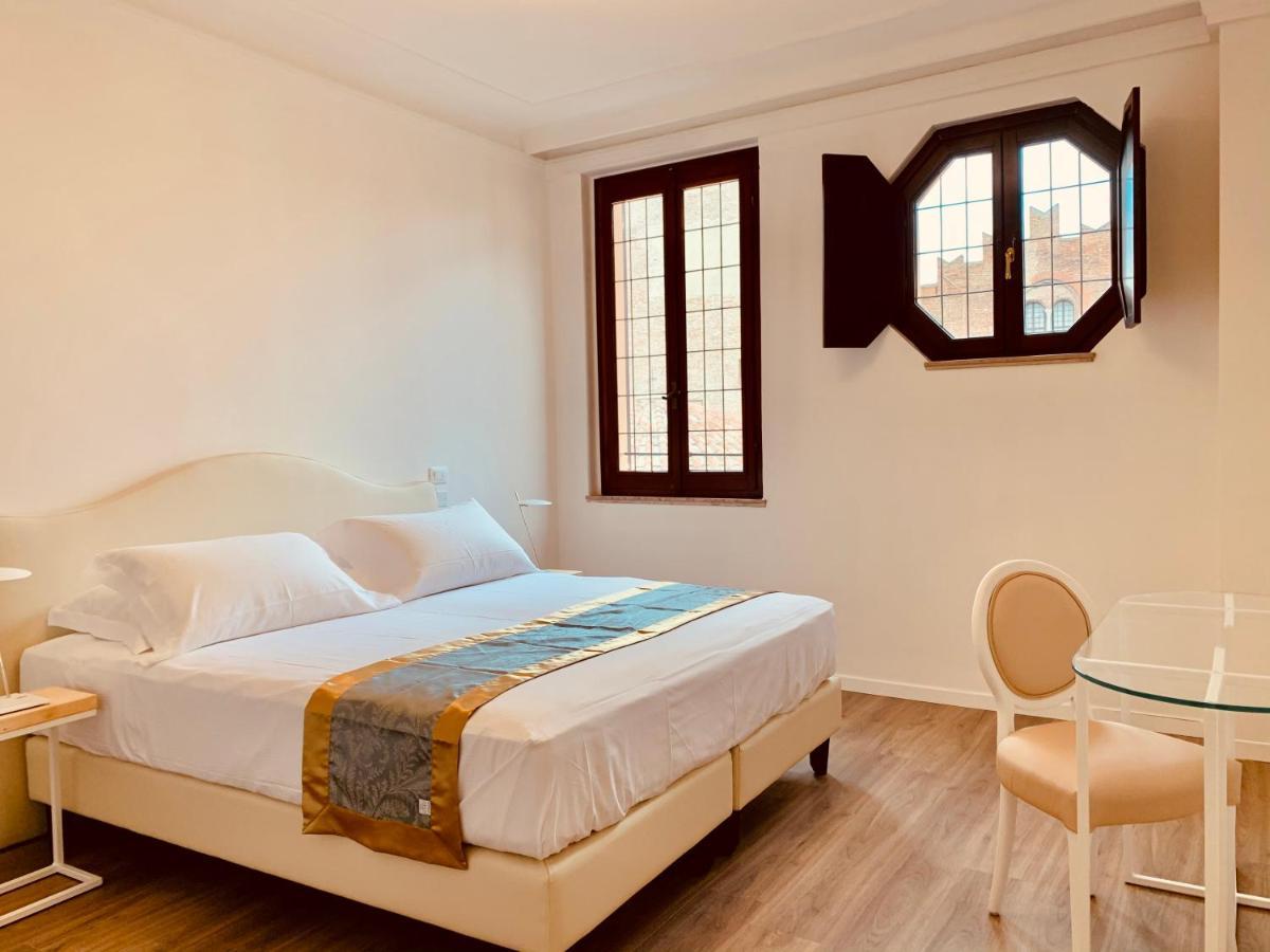 Grand Hotel San Lorenzo มานโตวา ภายนอก รูปภาพ